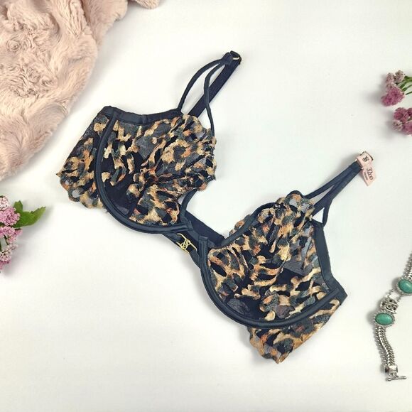 32DD {Victoria's Secret} Black {Leopard Print} Unlined Bra - Picture 1 of 7